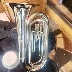 Yamaha [Yas-t] Tuba - Gold Lacquered
