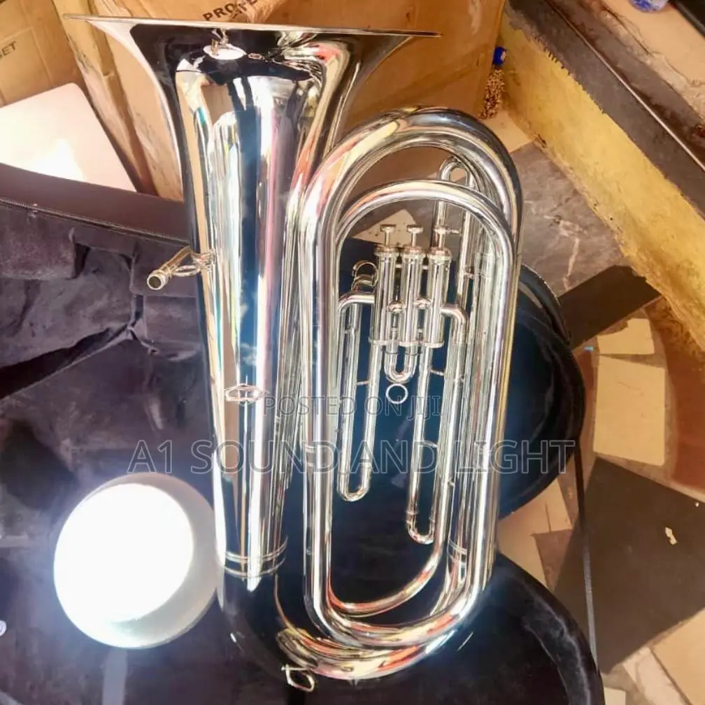 Yamaha [Yas-t] Tuba - Gold Lacquered