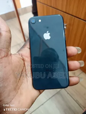 Apple iPhone 8 64 GB Black