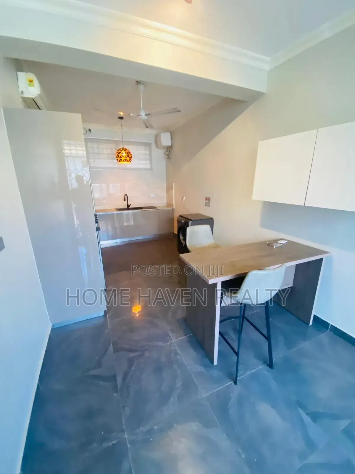 Furnished 4bdrm House in Cantonment, Cantonments for rent
