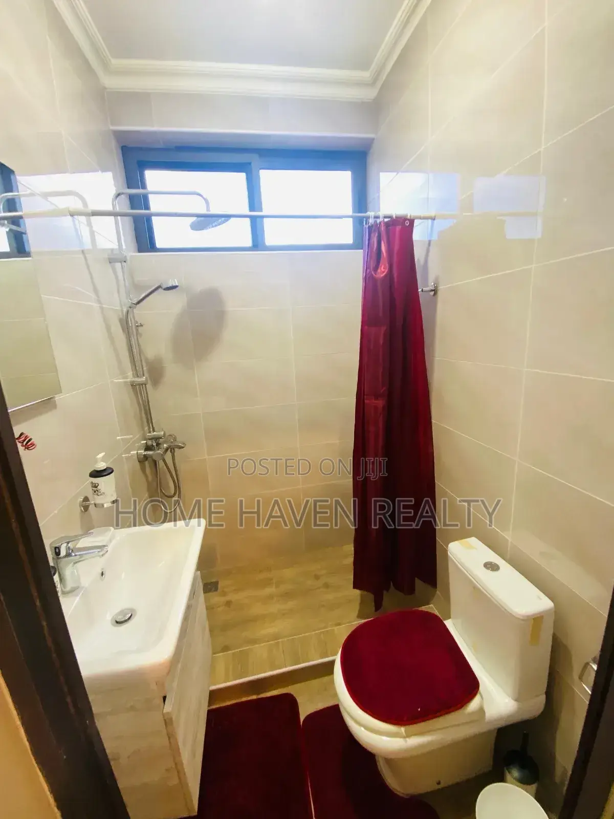 Furnished 4bdrm House in Cantonment, Cantonments for rent