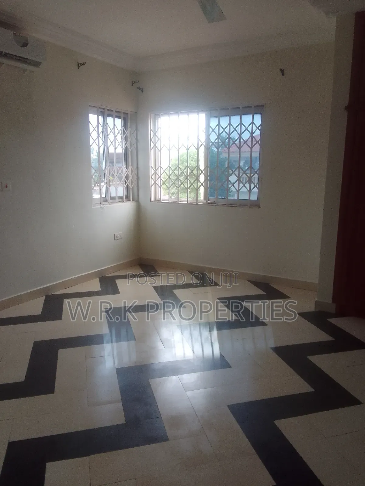 2bdrm Apartment in Dome Pillar 2, Accra Metropolitan for rent