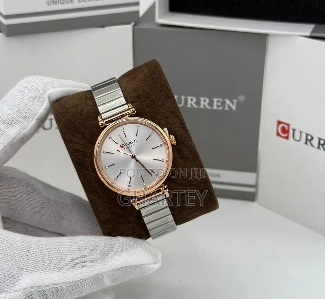 Curren Analog Unique Designed Chain Wristwatch for Women