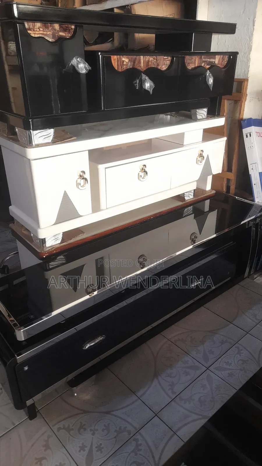 Center Table Pus Tv Stand