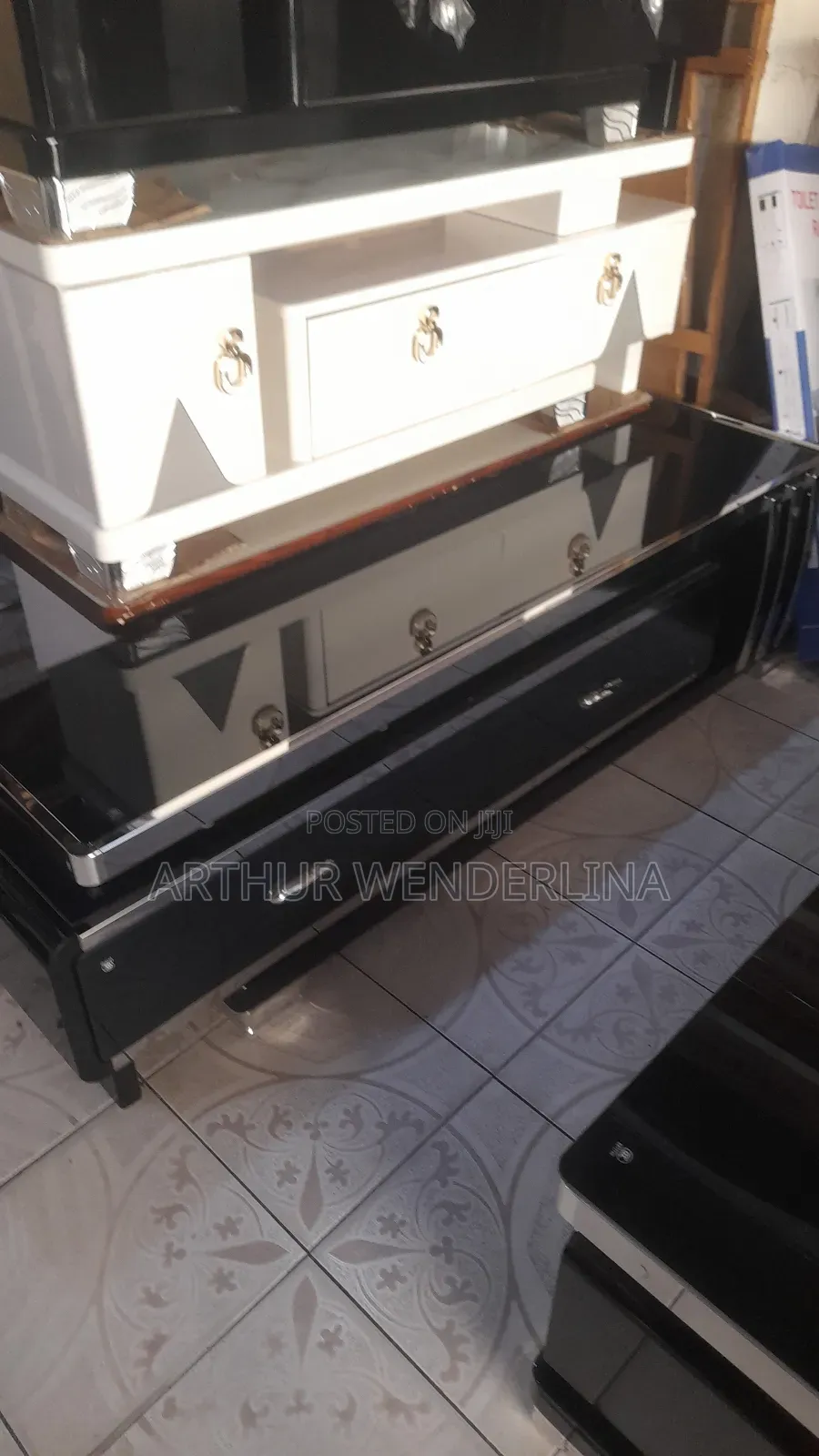 Center Table Pus Tv Stand