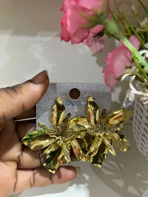 Photo - High Quality Stunning Earrings