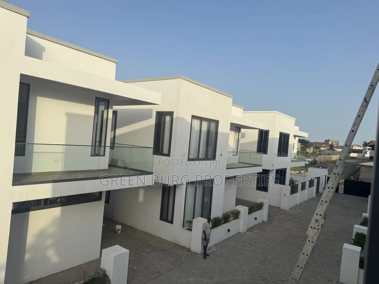 3bdrm Villa in Green Burg, Adjiriganor for sale
