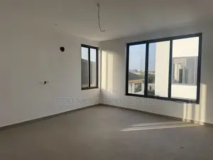 3bdrm Villa in Green Burg, Adjiriganor for sale