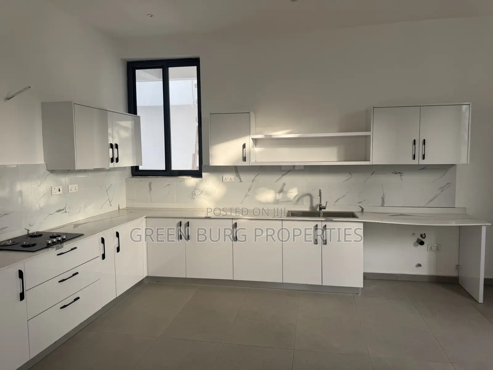 3bdrm Villa in Green Burg, Adjiriganor for sale