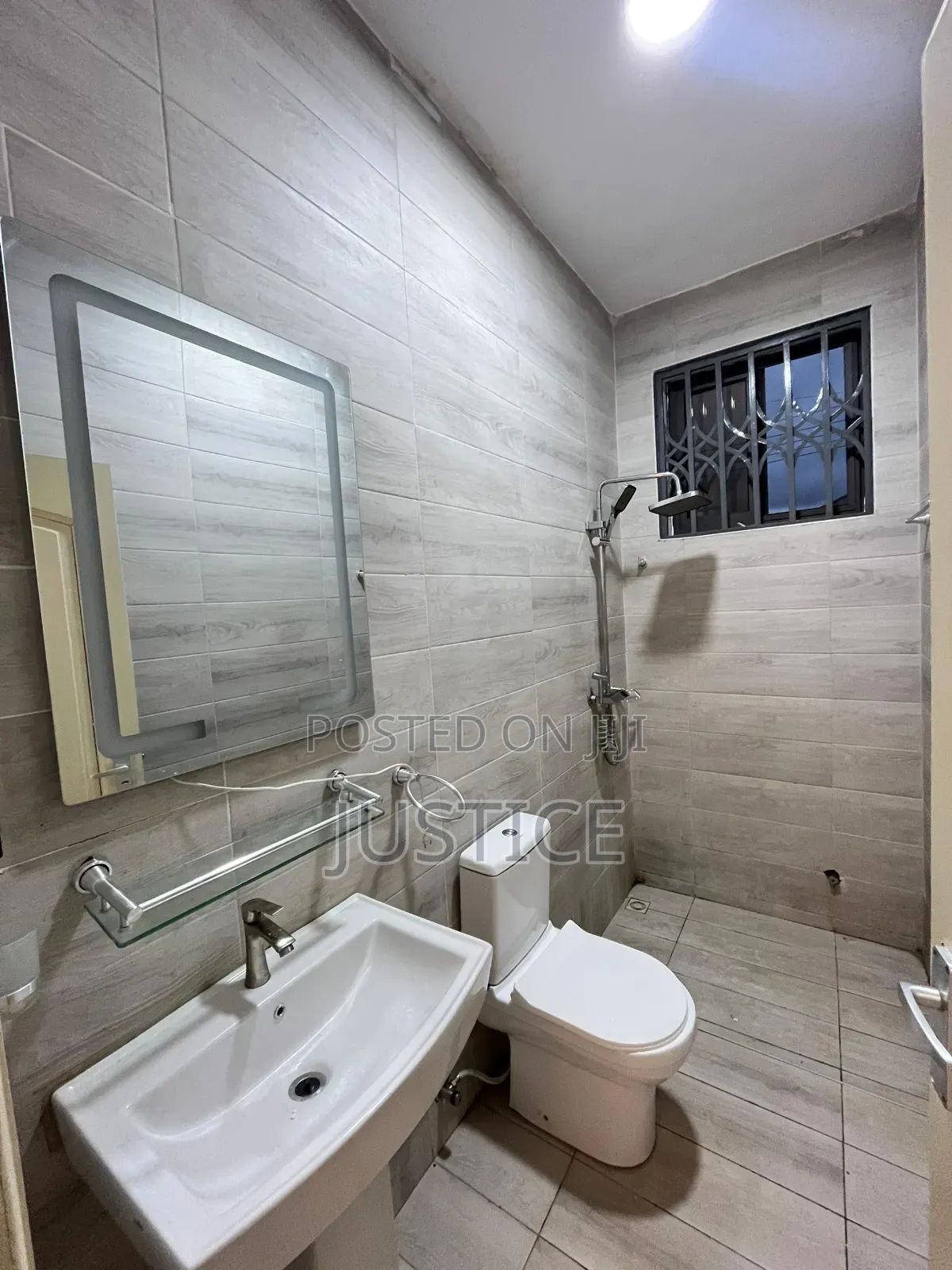 2bdrm Apartment in Ashaley Botwe, Nmai-Dzorn for rent