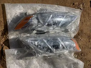 Toyota Camry 2009 2010 2011 Headlights