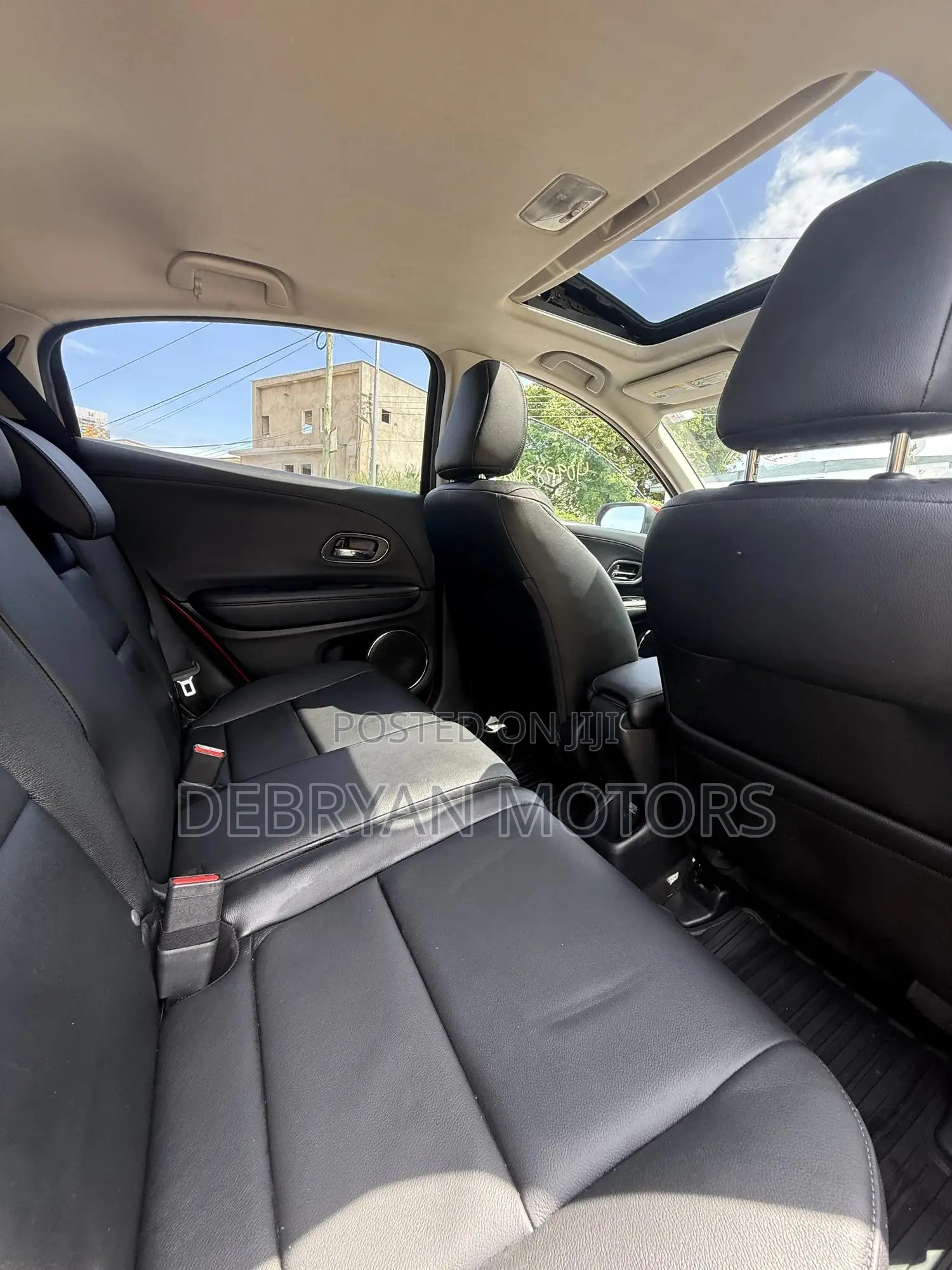 Honda HR-V EX-L w/Navigation AWD 2017 Red