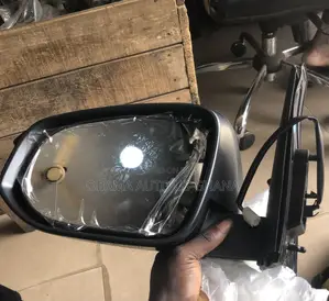 Photo - Toyota 4runner 2014,2015,2016,2017,2018,2019 Driving Mirror