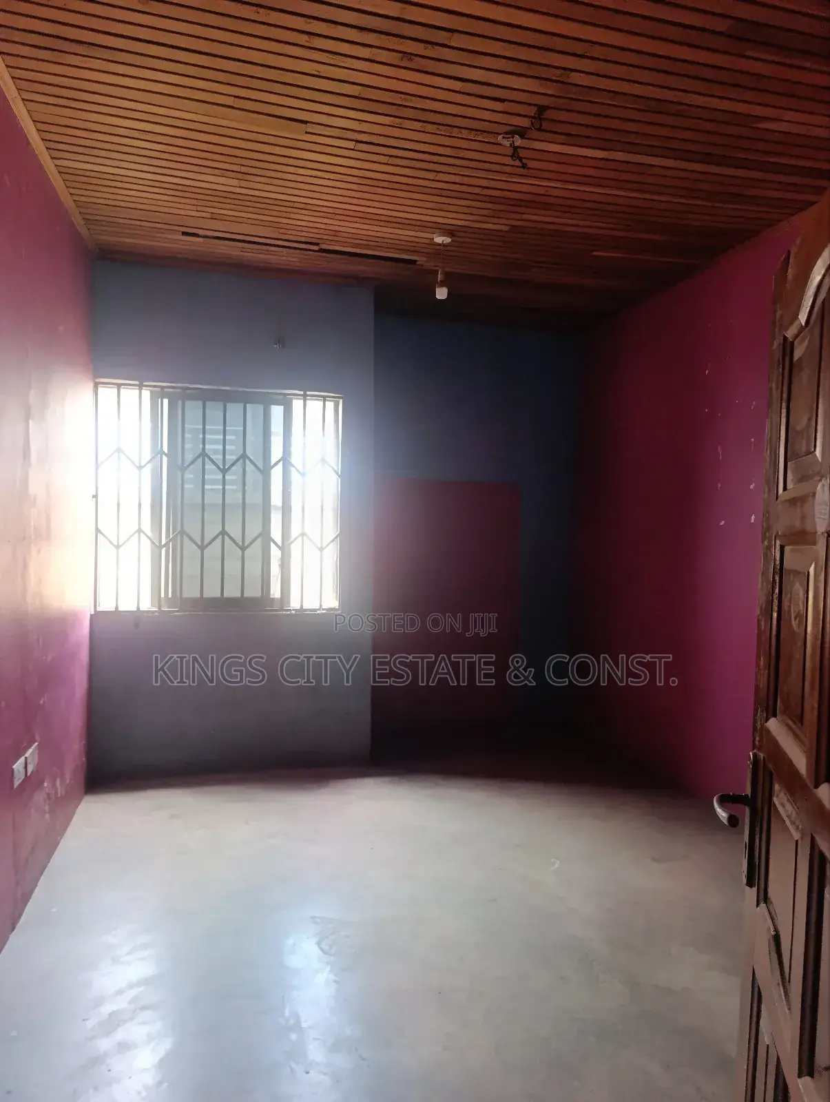 8bdrm House in Kwabenya-Aboum-Junc, Dome for sale