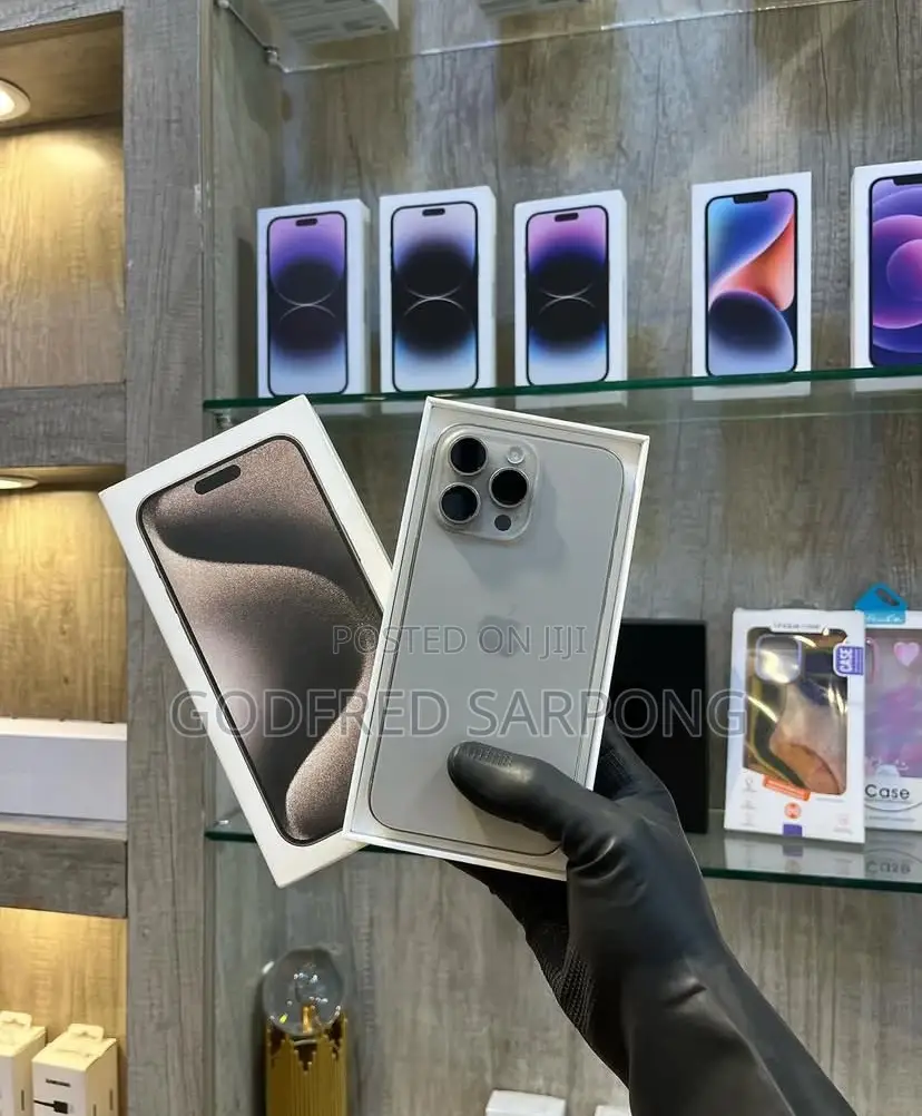New Apple iPhone 15 Pro Max 256 GB Silver