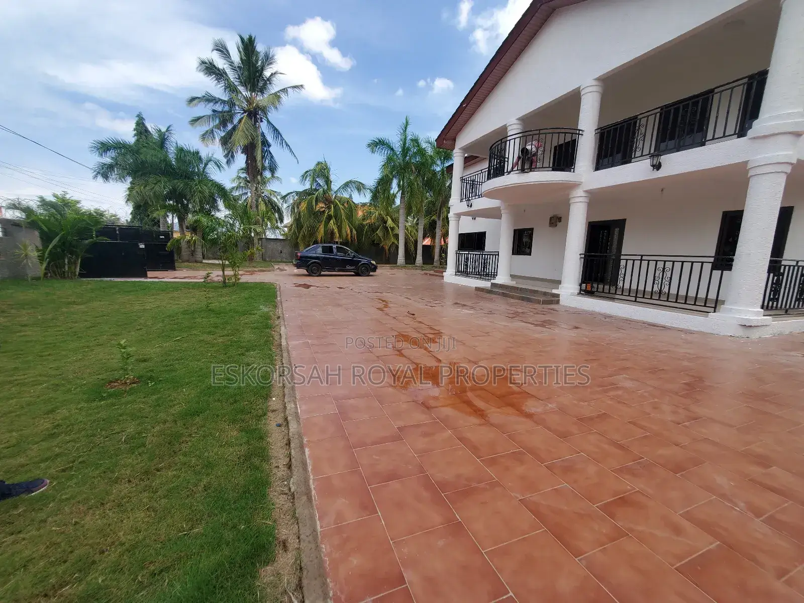 5bdrm House in East Legon for rent