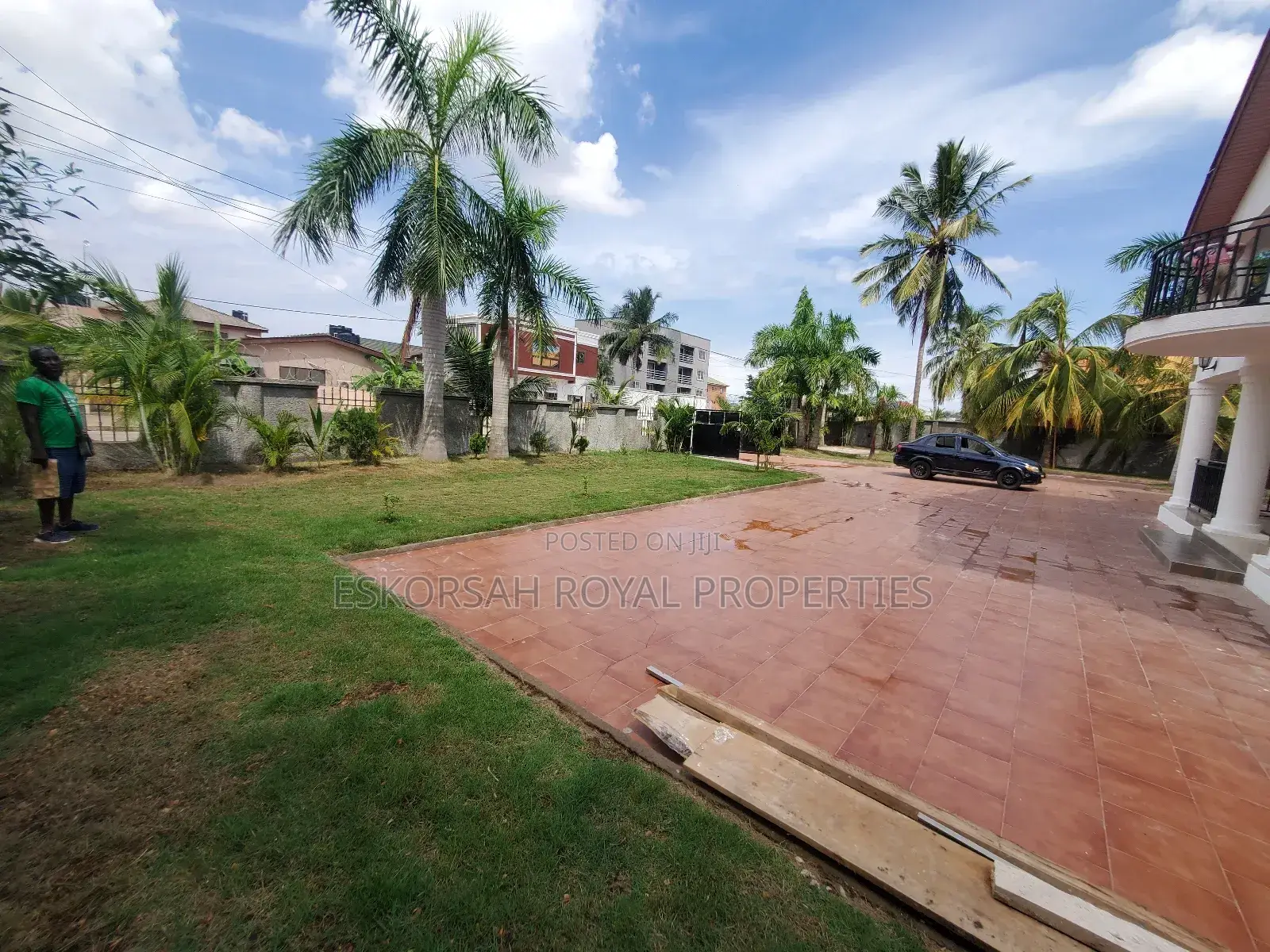 5bdrm House in East Legon for rent