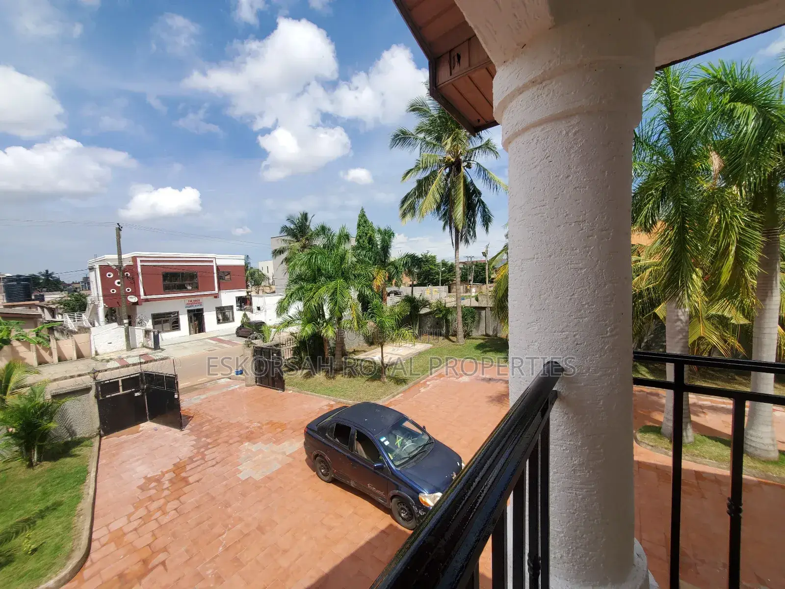5bdrm House in East Legon for rent
