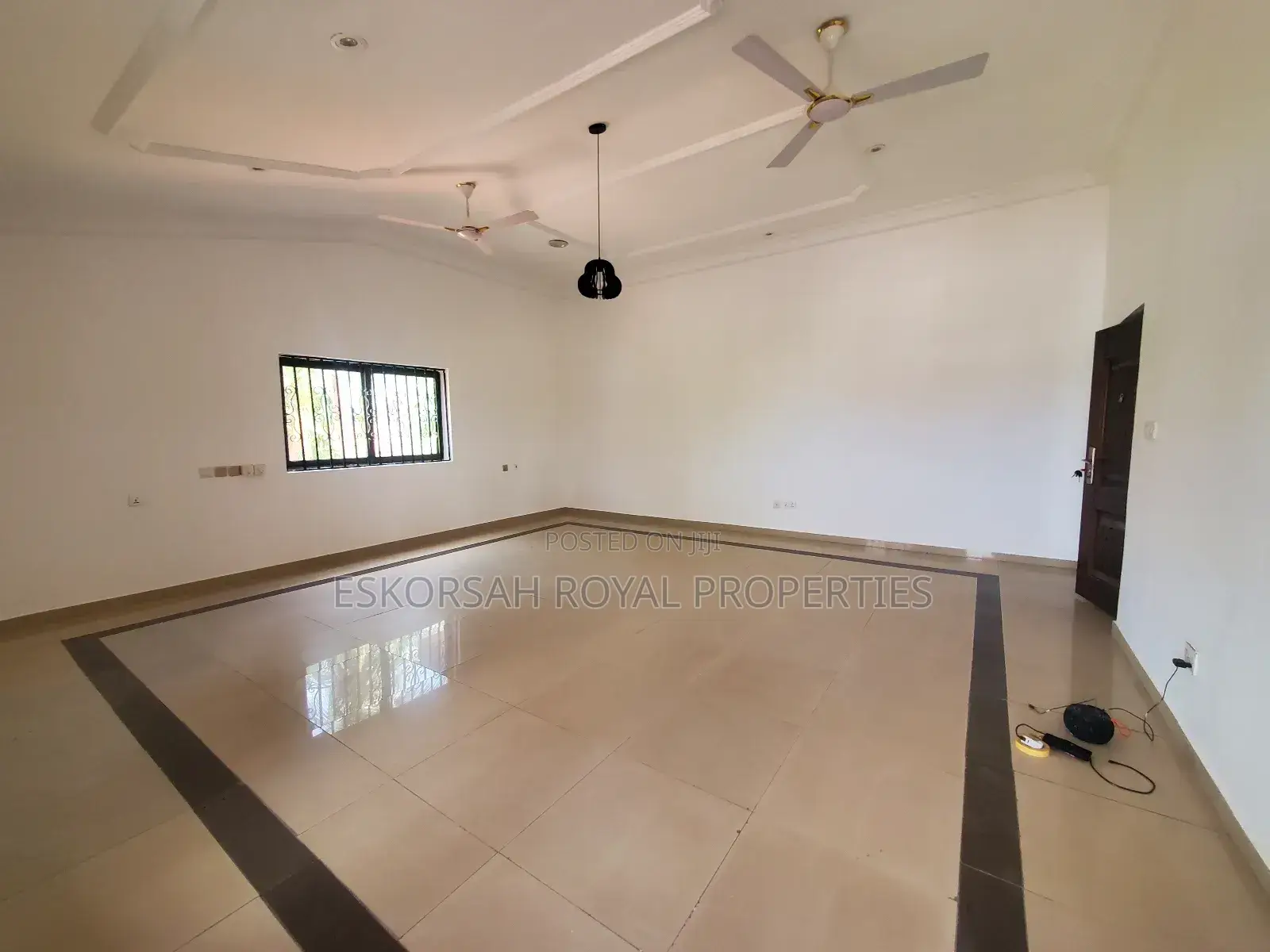 5bdrm House in East Legon for rent