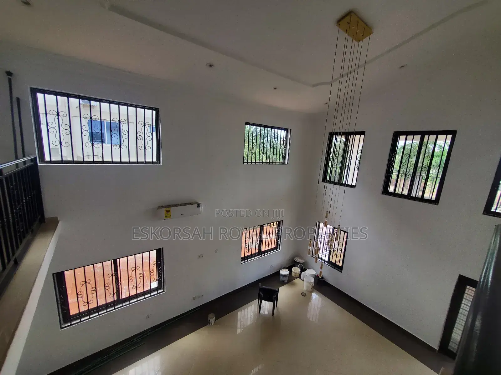5bdrm House in East Legon for rent