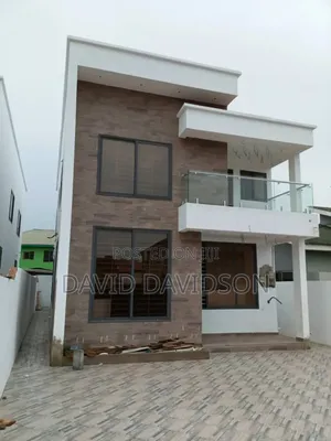 4bdrm House in 4 Bedroom House, Tema Metropolitan for sale