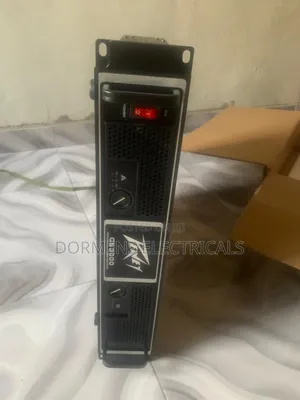 Peavey Amplifier Cs3000