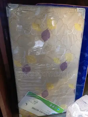 8 Inches High Density One and Half Mattress