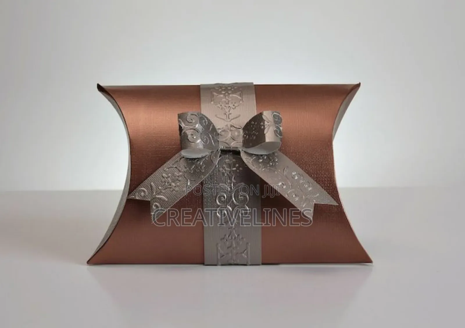 Pillow Bag With Ribbons