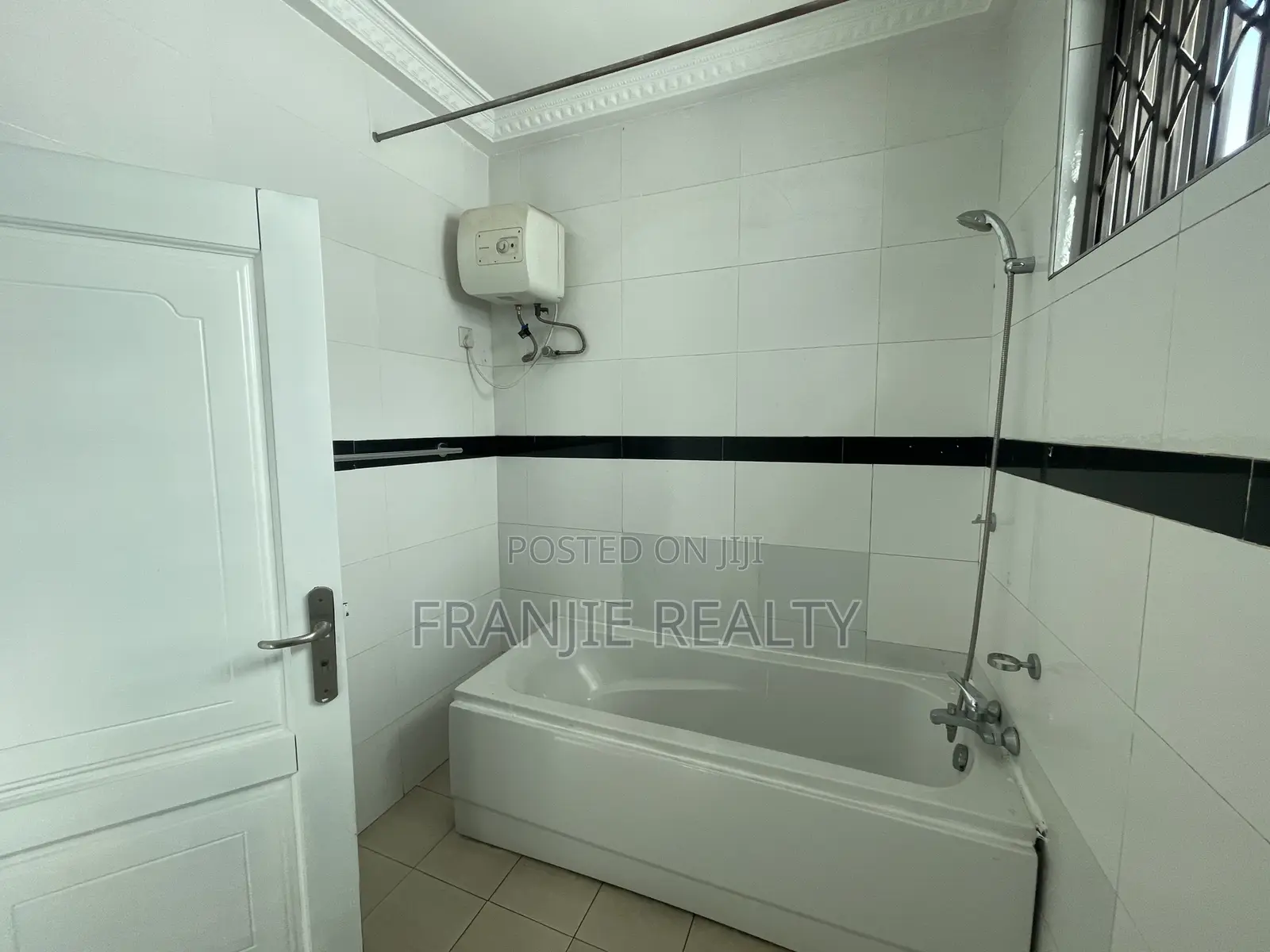 2bdrm Apartment in Abelemkpe for rent