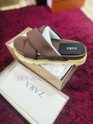 Zara Brown Slippers For All Occasions