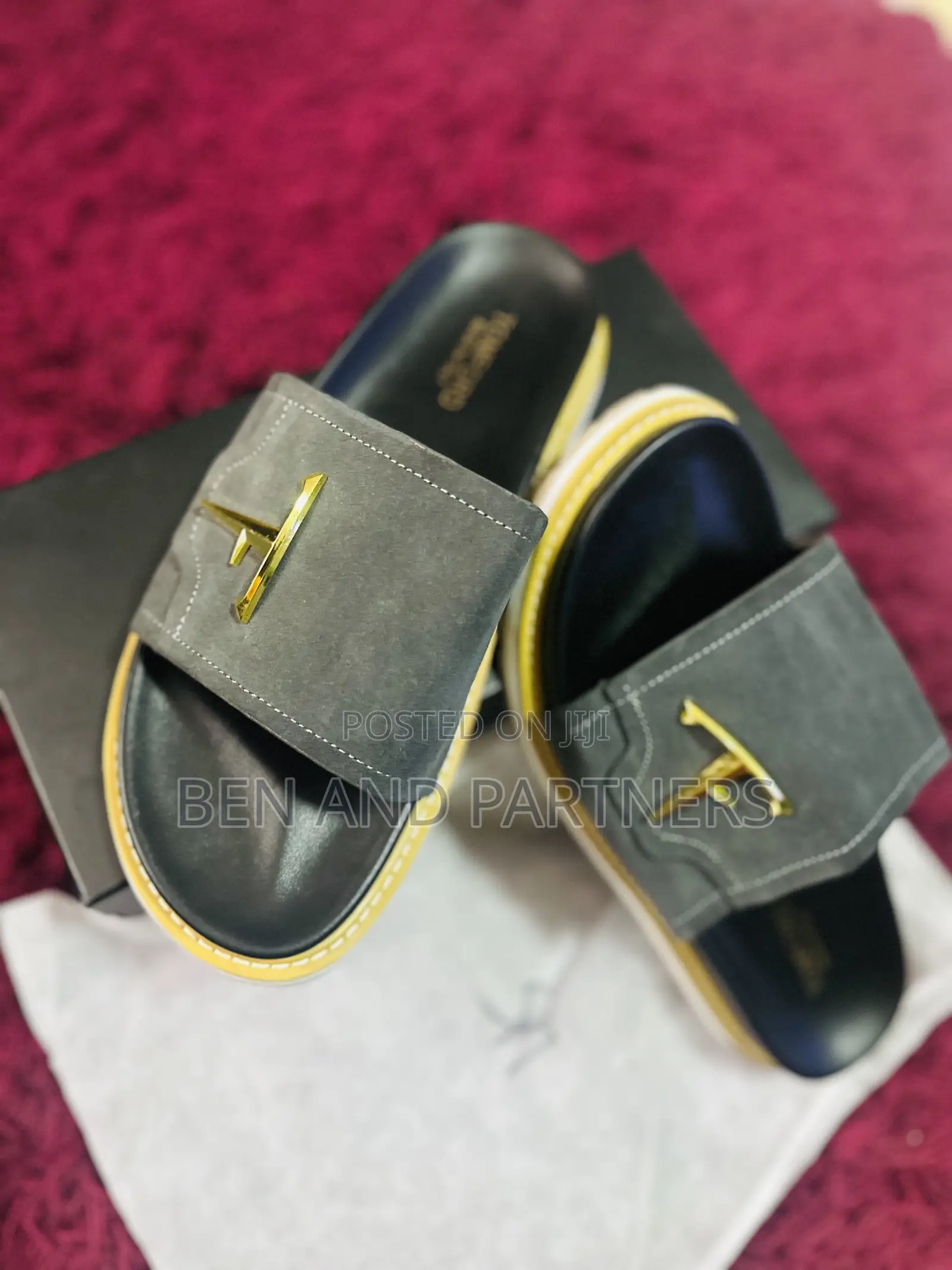 Tomford Slides