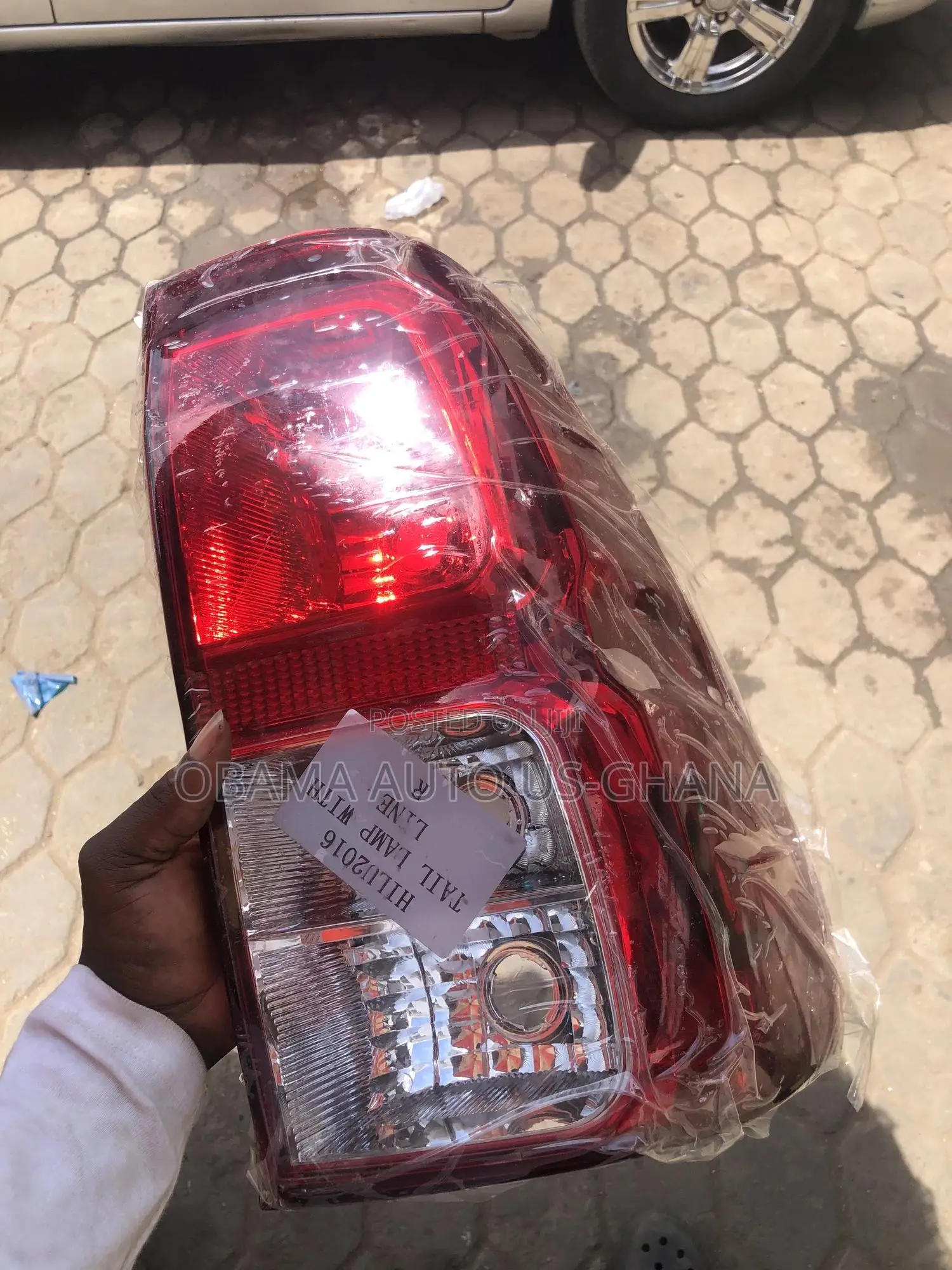 Toyota Hilux Taillight 2015 2016 2017 2018 Tail Light