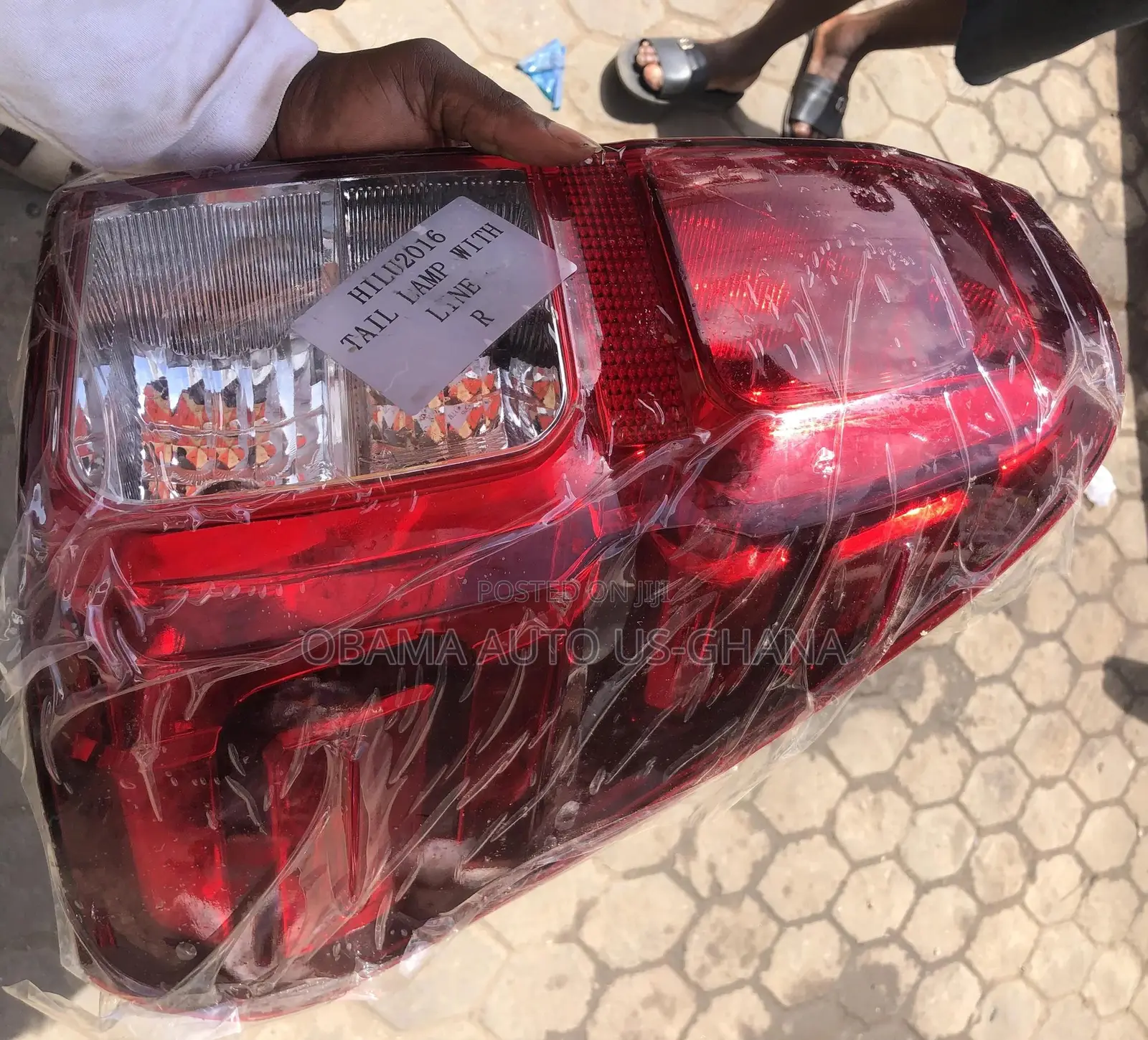 Toyota Hilux Taillight 2015 2016 2017 2018 Tail Light