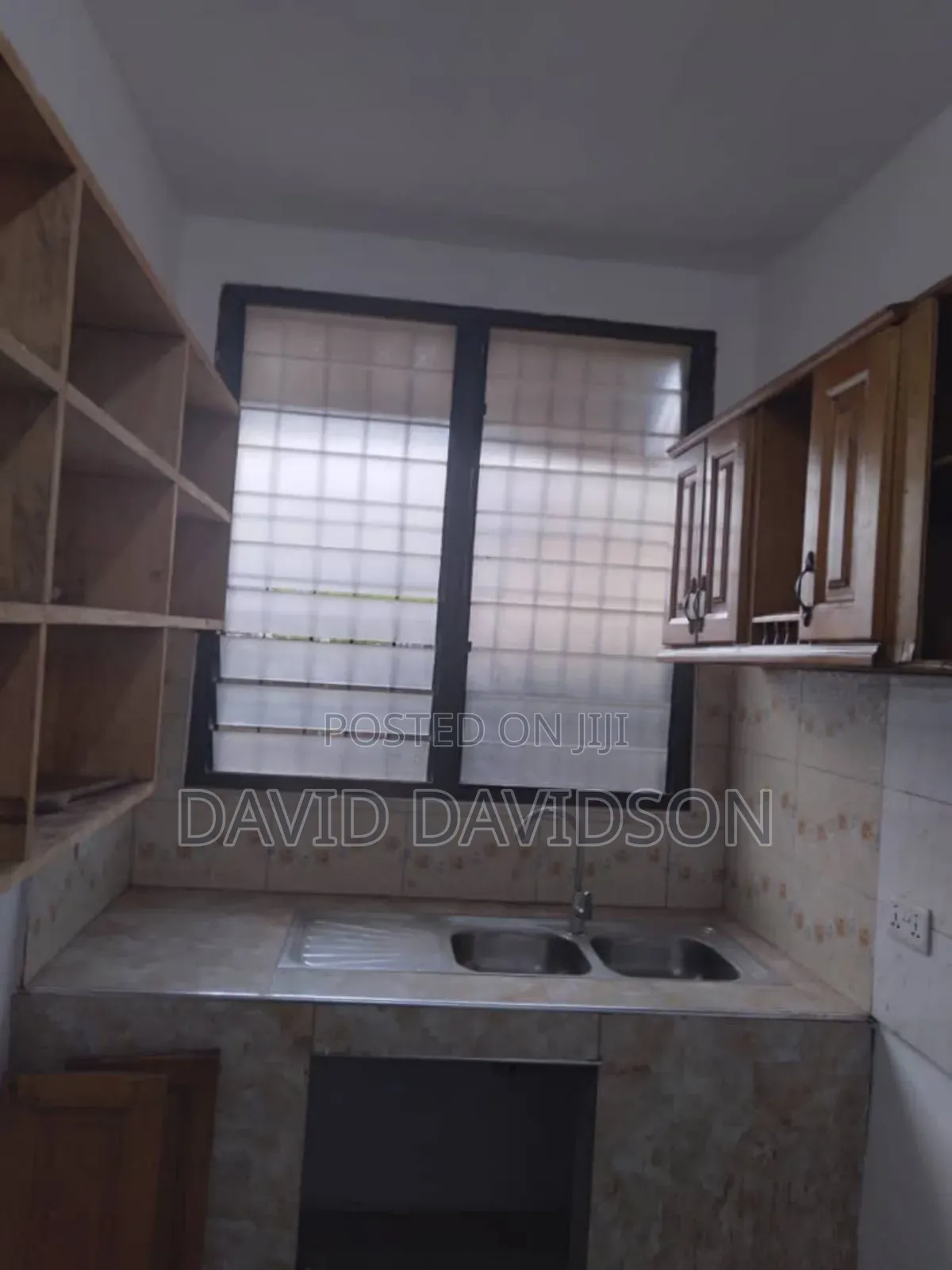 1bdrm Apartment in Newly Built Chamber, Tema Metropolitan for rent