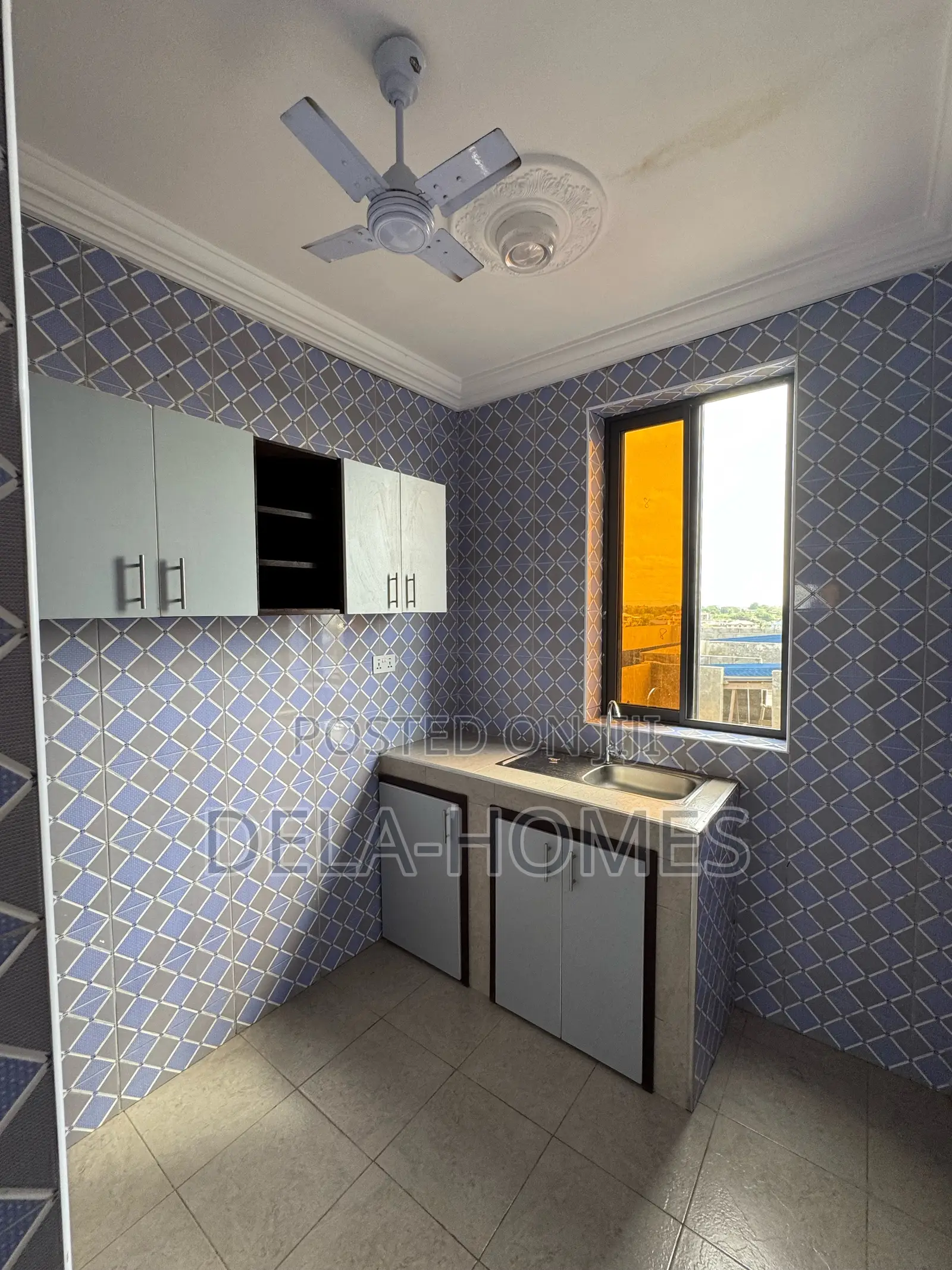 1bdrm Apartment in Adenta, Housing Down for rent