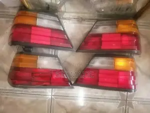 Mercedes W124 Taillight Pair