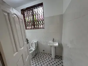 3bdrm Apartment in Bee Decor & Homes, New Site for rent