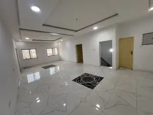 7bdrm Mansion in Bee Decor & Homes, New Site for rent