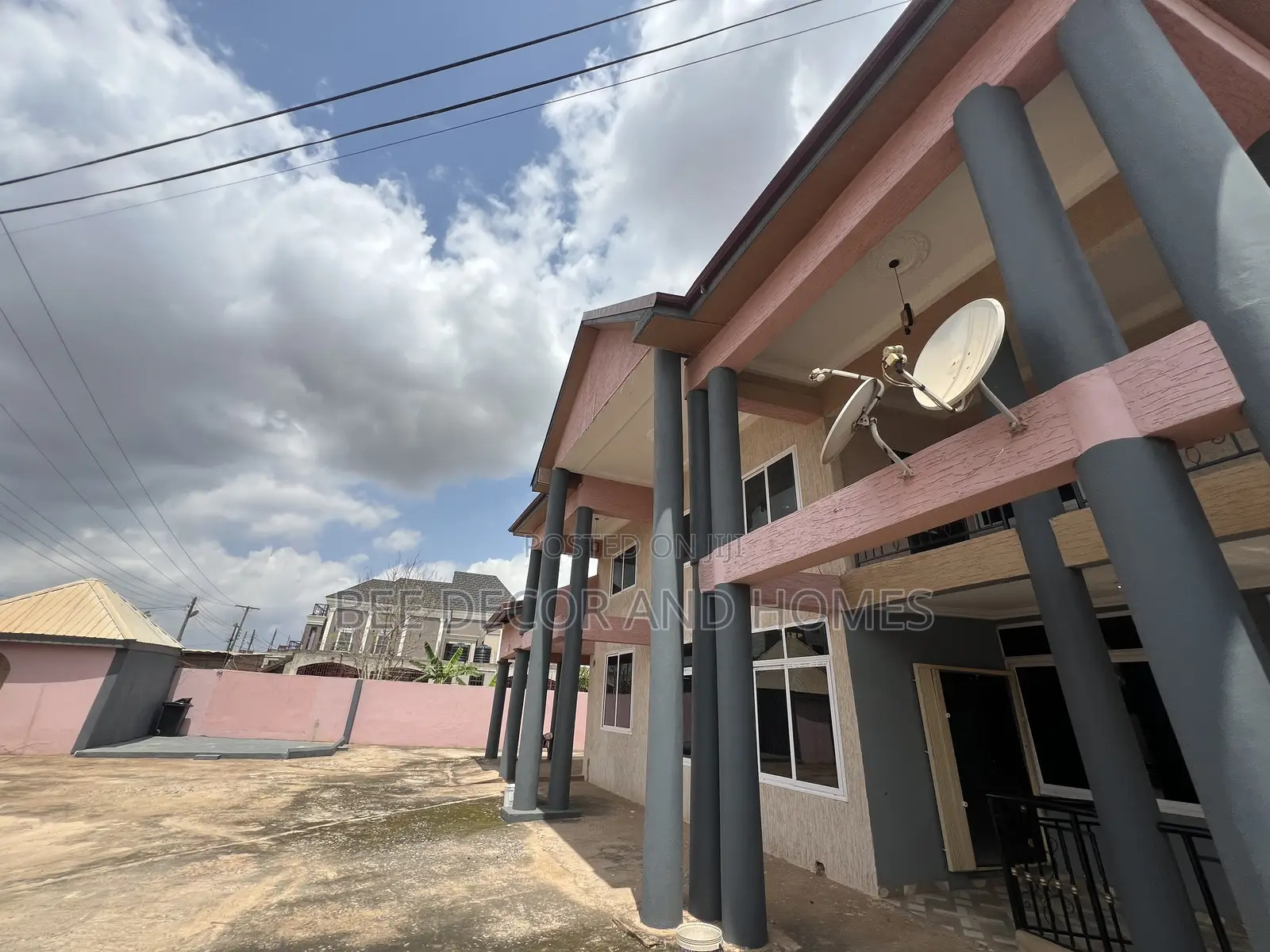 7bdrm Mansion in Bee Decor & Homes, New Site for rent