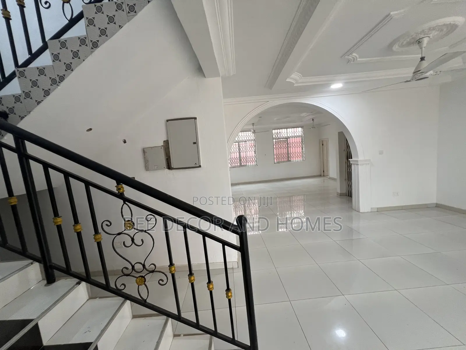 7bdrm Mansion in Bee Decor & Homes, New Site for rent