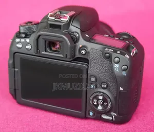 Canon Eos 77d_ Film Camera_18-135mm Lens