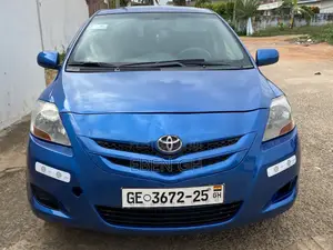 Photo - Toyota Yaris 1.3 2008 Blue