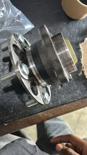 Honda Cr-v 2018 Rear Hub & Bearing Assembly