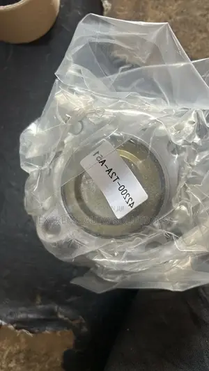 Honda Cr-v 2018 Rear Hub & Bearing Assembly