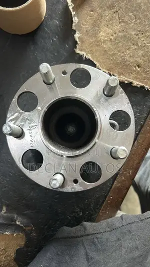 Honda Cr-v 2018 Rear Hub & Bearing Assembly