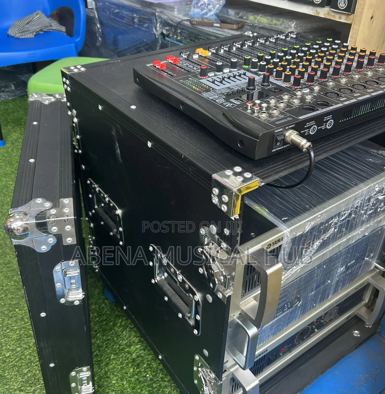 Jac 12 Unite Amplifier Rack