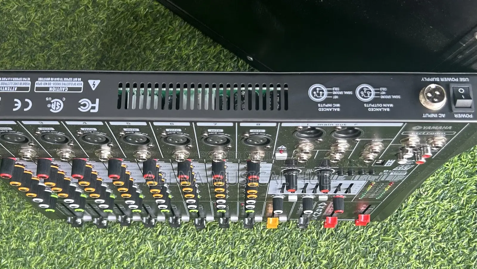Ax8nv3 8 Channels Mixing Console and Aux Paths Plus Effects