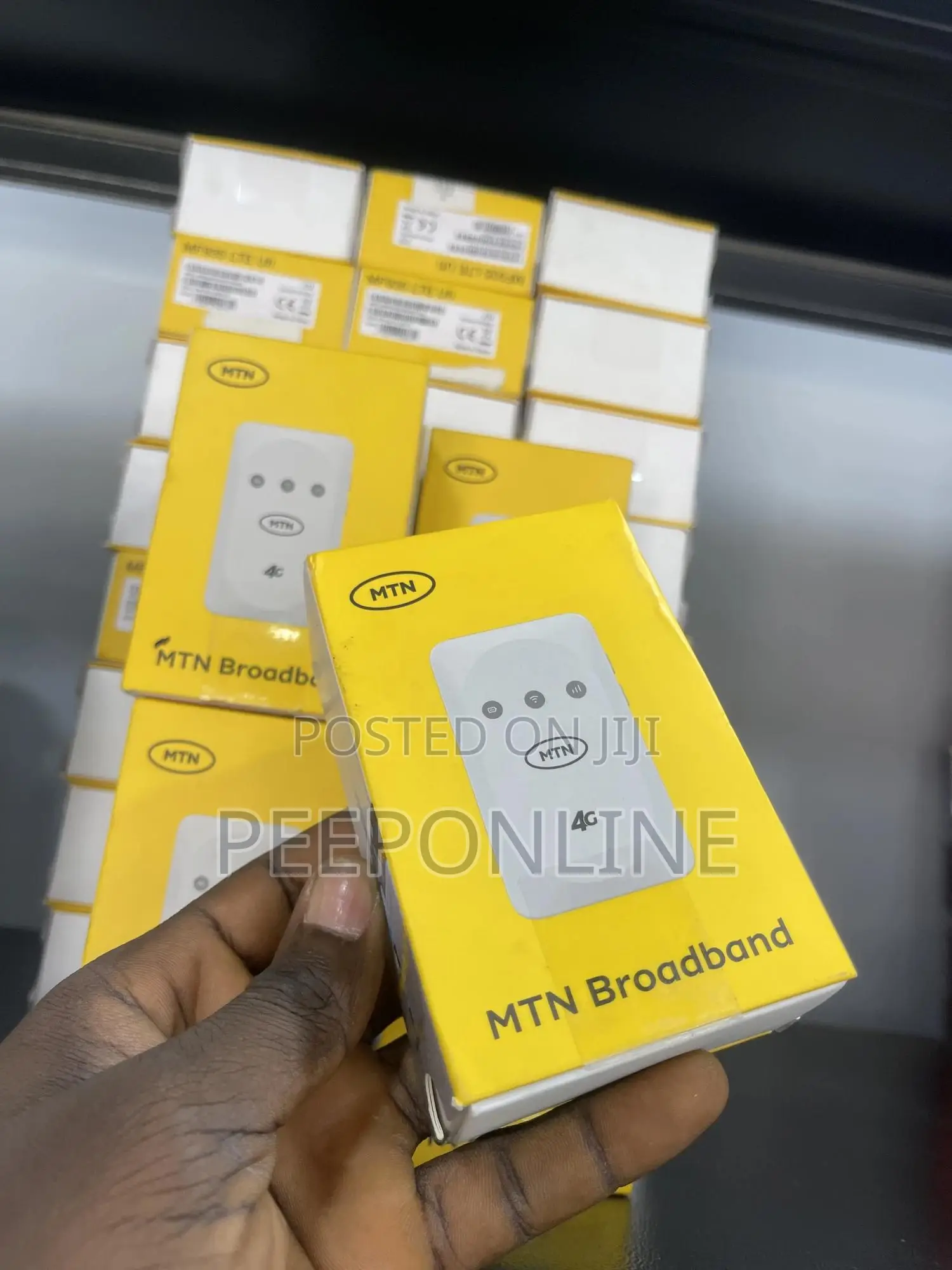 Universal Mifi Mtn Cat4 Broadband