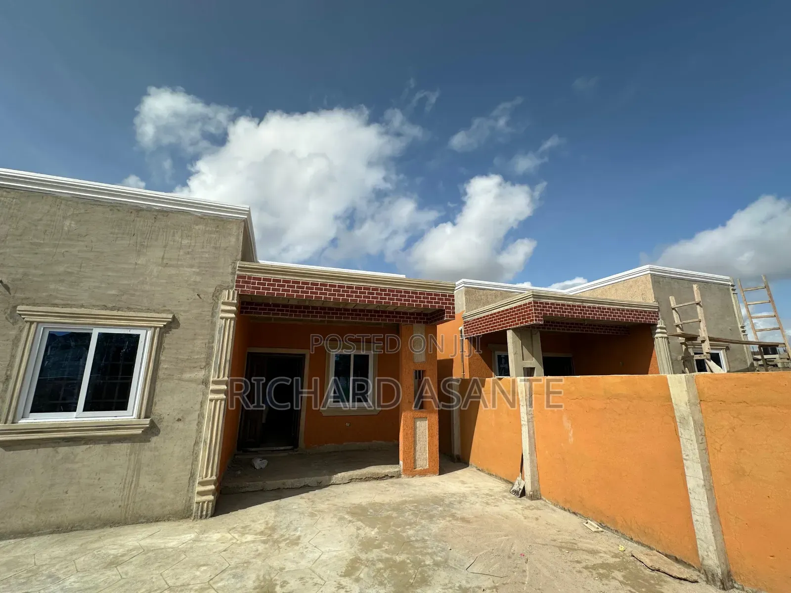 2bdrm House in Pokuase for sale