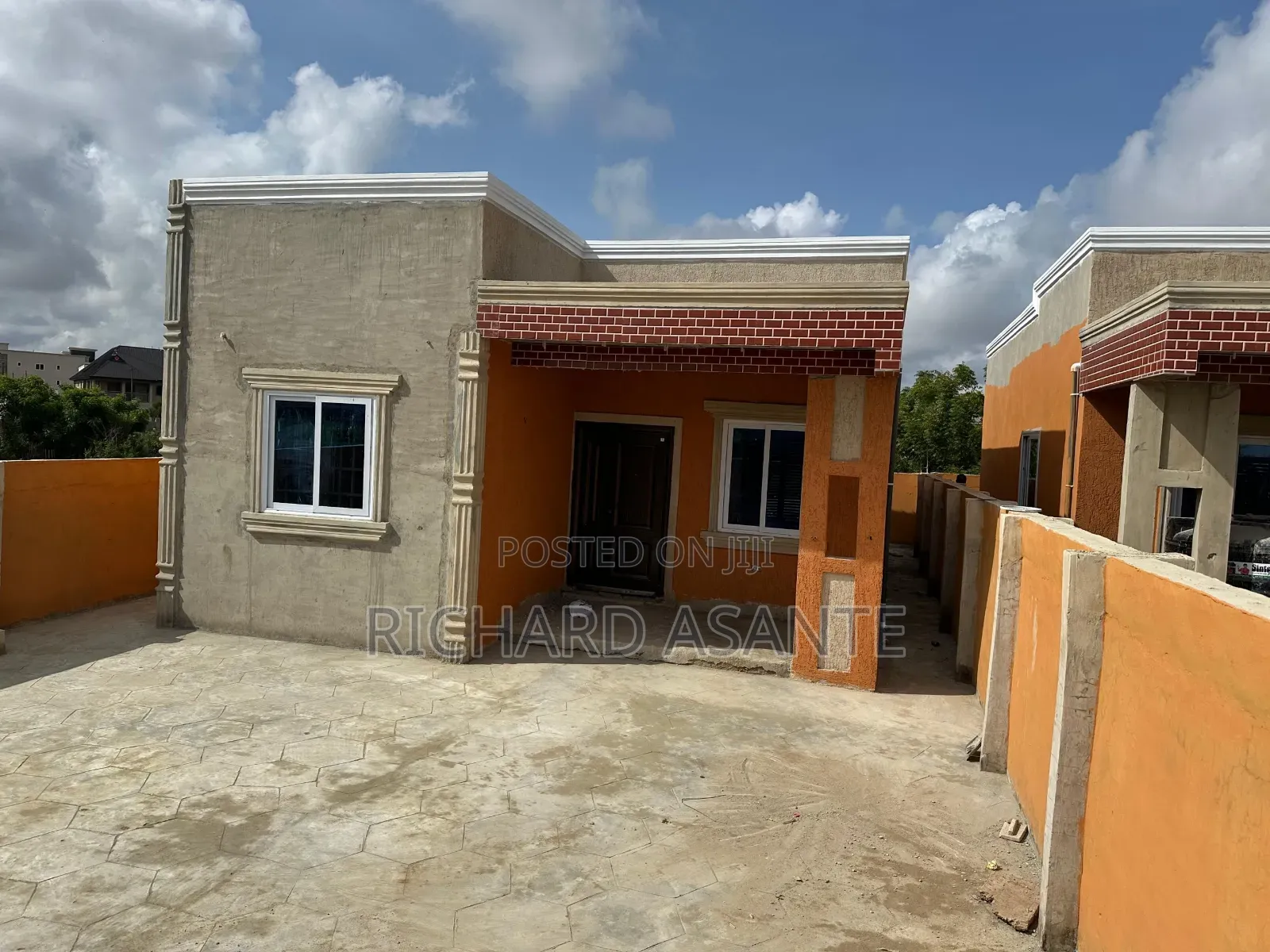 2bdrm House in Pokuase for sale